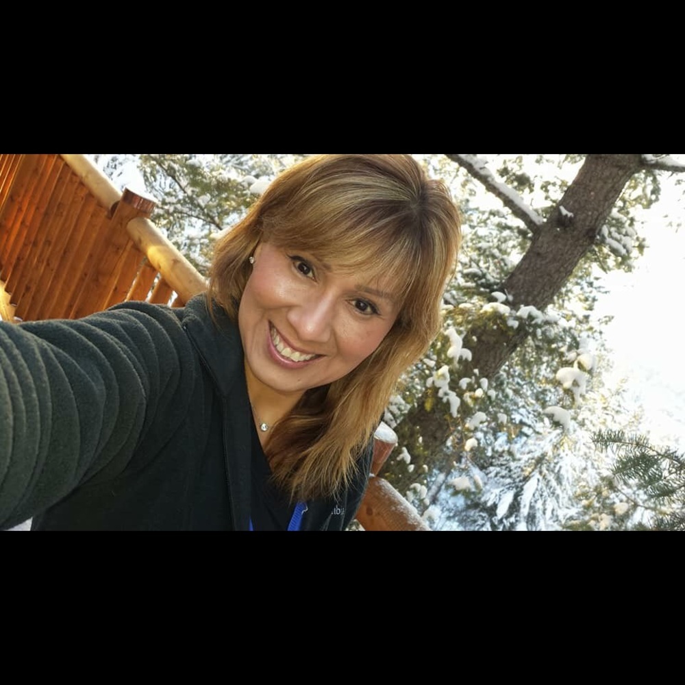 Meet your Posher, Ana